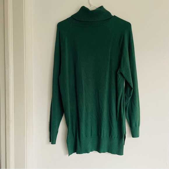 NWT Dark Green Turtleneck - Picture 2 of 15